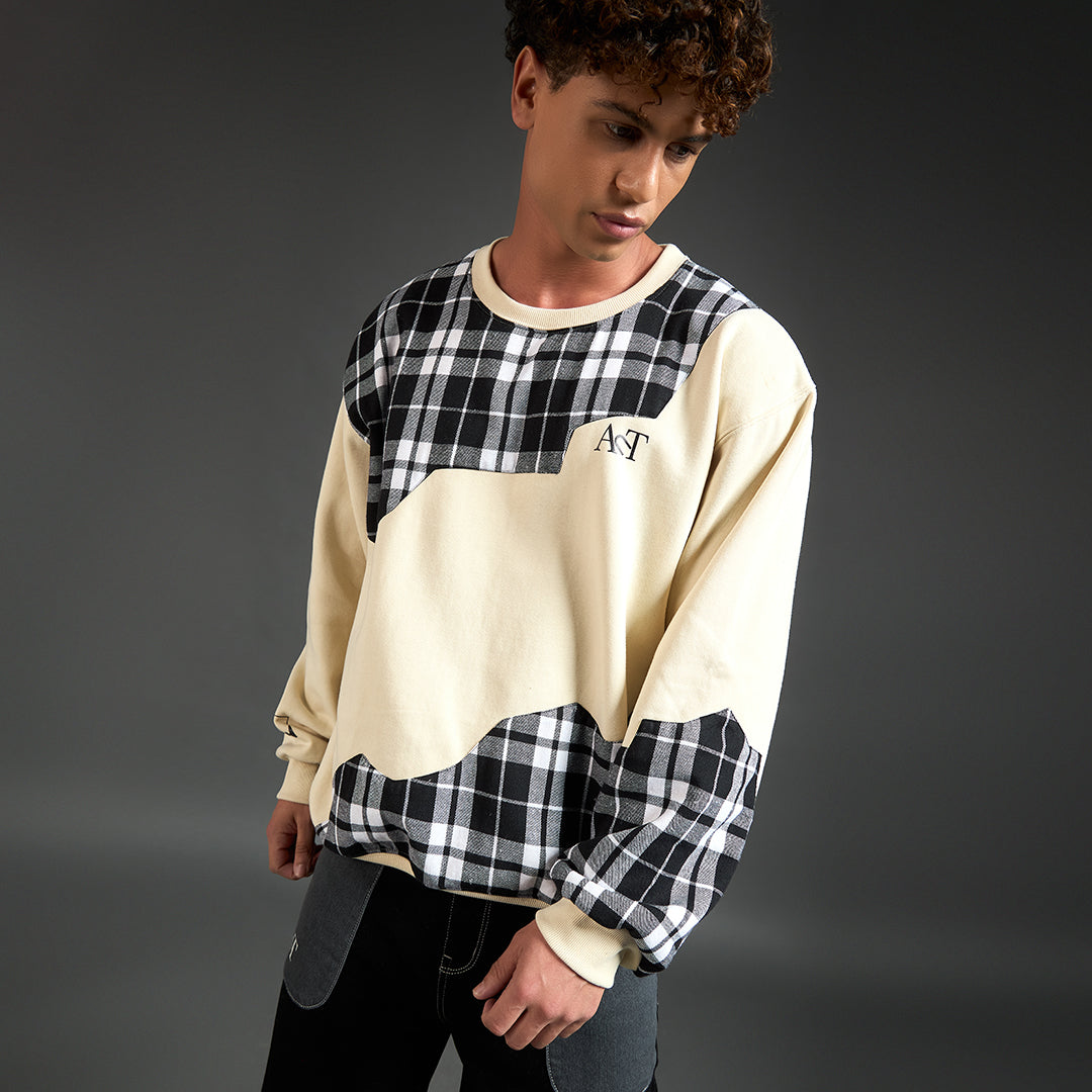 NOT PERFECT SWEATSH!RT WHITE